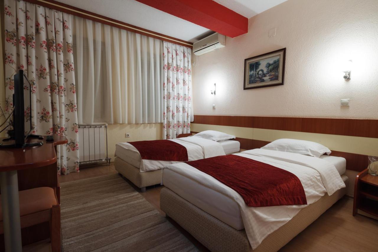 Hotel Ilinden Strumica Ngoại thất bức ảnh